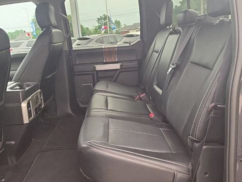 Used 2020 Ford F150 Lariat w/ Equipment Group 502A Luxury AWD/4WD image 11