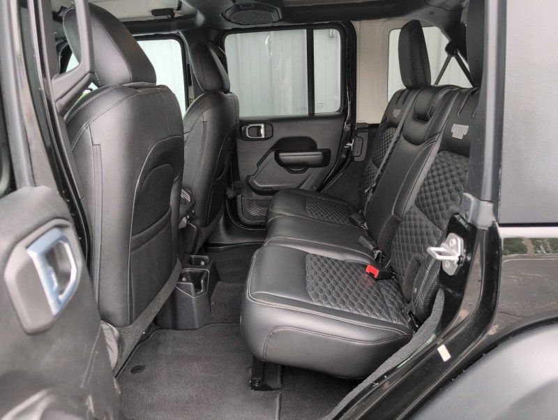 Used 2021 Jeep Wrangler Unlimited Sport AWD/4WD image 25