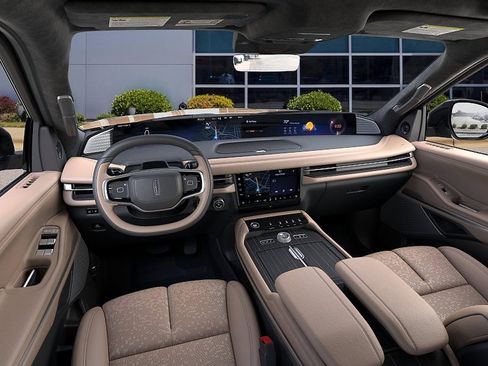 New 2026 Lincoln Navigator L Black Label AWD/4WD image 9
