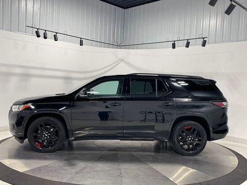 Used 2019 Chevrolet Traverse Premier w/ Redline Edition AWD/4WD image 15