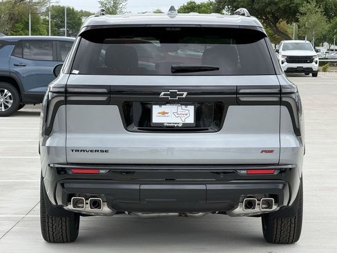 New 2026 Chevrolet Traverse RS image 5
