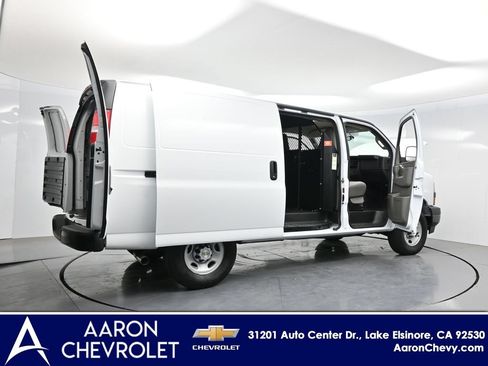 New 2026 Chevrolet Express 2500 w/ Driver Convenience Package RWD image 4
