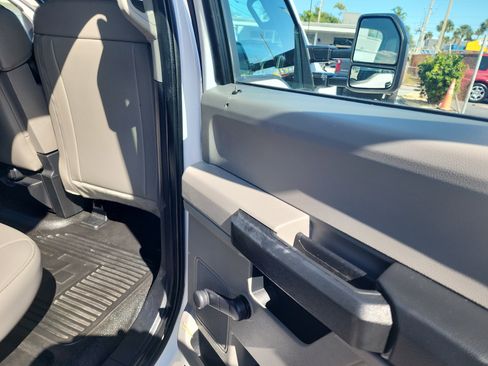 Used 2021 Ford F450 XL image 20