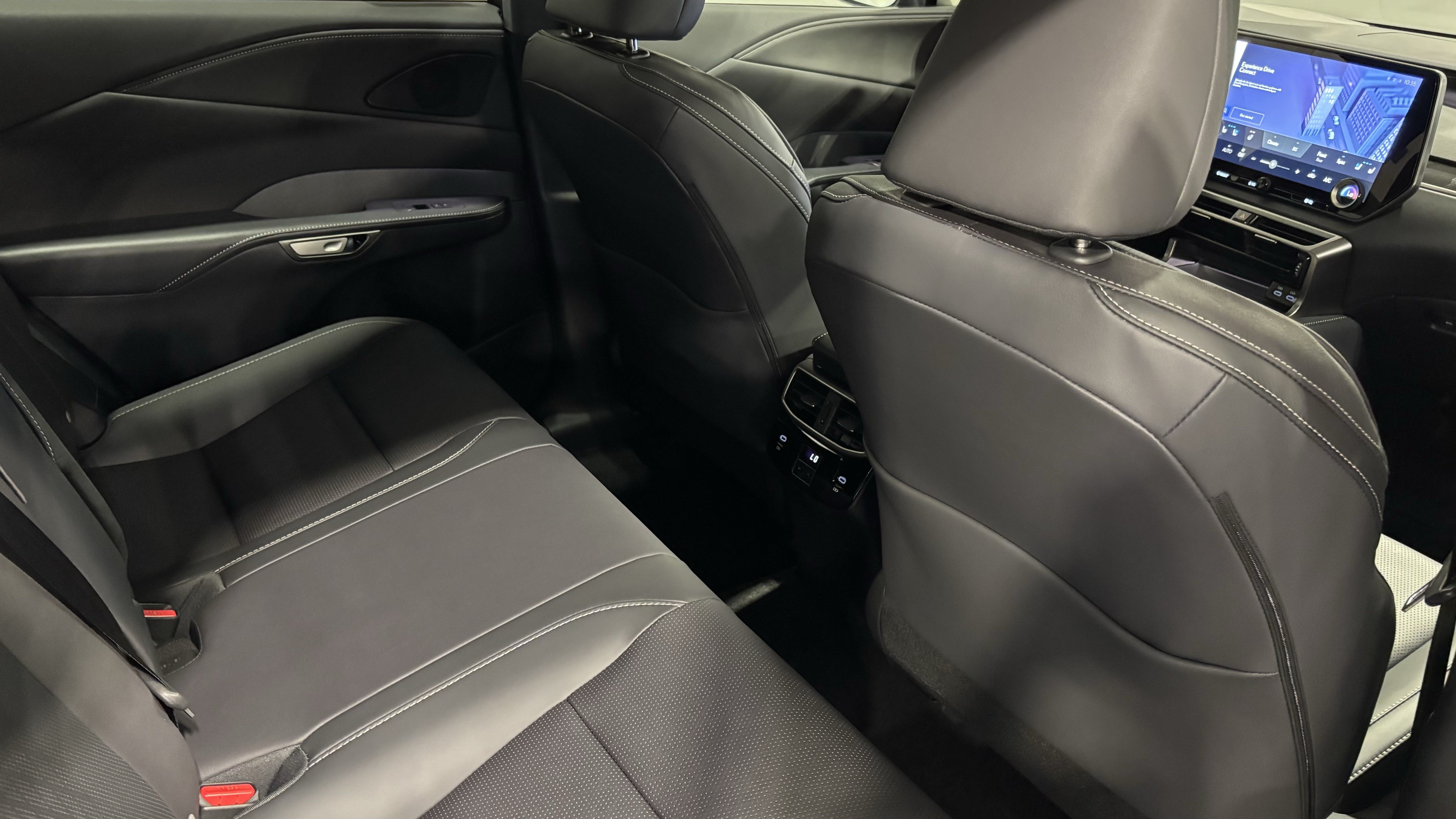 Used 2026 Lexus RX 350 Premium Plus w/ Accessory Package (K3) FWD image 41