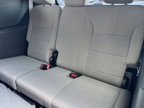 New 2025 GMC Acadia Elevation image 13