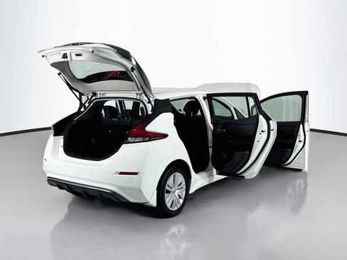 Used 2023 Nissan Leaf S FWD image 15