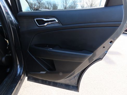 Used 2023 Kia Sportage X-Pro image 12