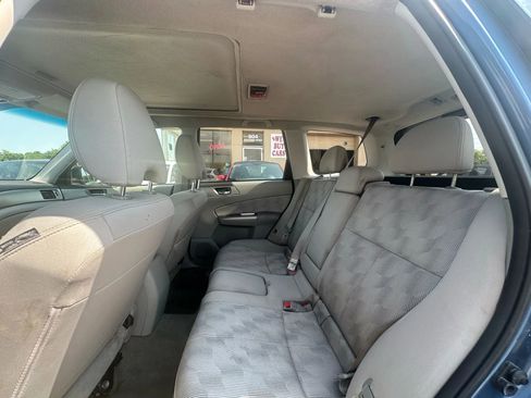 Used 2010 Subaru Forester 2.5X Premium image 18