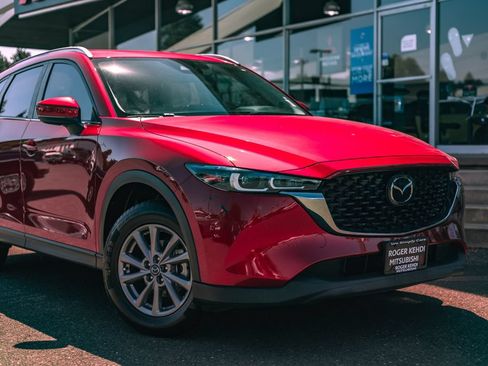 Used 2023 MAZDA CX-5 AWD 2.5 S image 2