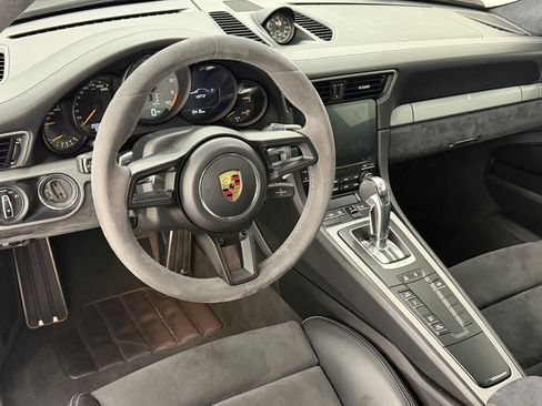 Certified 2018 Porsche 911 GT3 RWD image 4