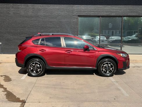 Used 2019 Subaru Crosstrek 2.0i Premium AWD/4WD image 9