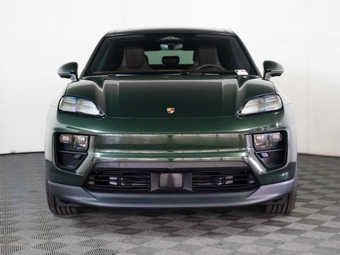 New 2026 Porsche Macan Electric image 7