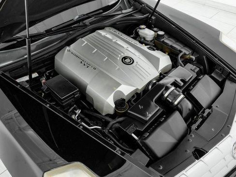 Used 2006 Cadillac XLR RWD image 44
