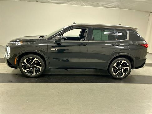 Used 2023 Mitsubishi Outlander SEL 40th Anniversary image 6