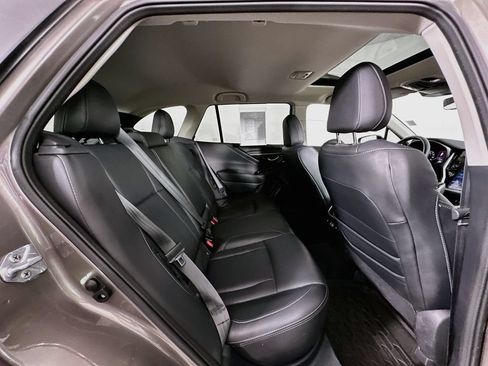Used 2024 Subaru Outback Limited AWD/4WD image 30