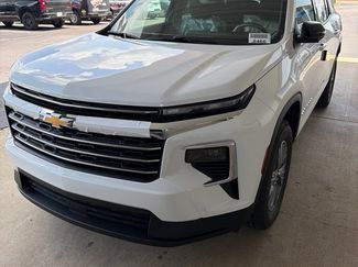 New 2027 Chevrolet Traverse LT w/ Driver Confidence Package FWD 360° Tour