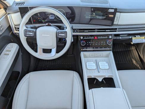 New 2026 Hyundai Santa Fe Calligraphy image 6