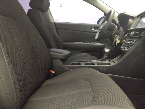 Used 2020 Kia Optima LX FWD image 21
