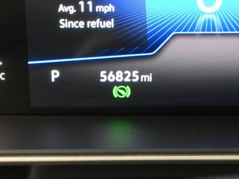 Used 2025 Volkswagen Jetta SE FWD image 27