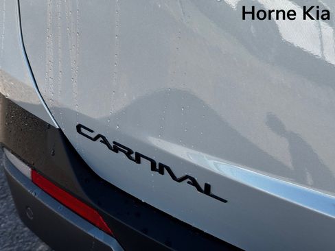 New 2026 Kia Carnival SX Prestige image 8