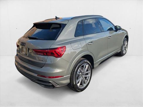 New 2025 Audi Q3 2.0T Premium image 5