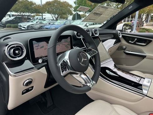 New 2026 Mercedes-Benz GLC 300 4MATIC image 18