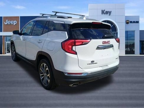 Used 2020 GMC Terrain SLT w/ Preferred Package AWD/4WD image 3