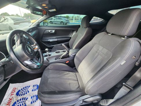Used 2019 Ford Mustang GT w/ GT Performance Package RWD image 14