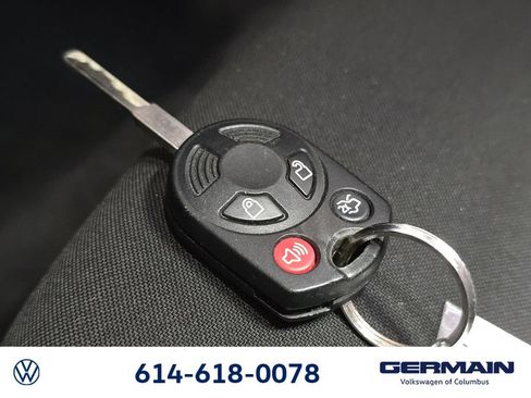 Used 2018 Ford Focus SEL w/ Cold Weather Package FWD image 39