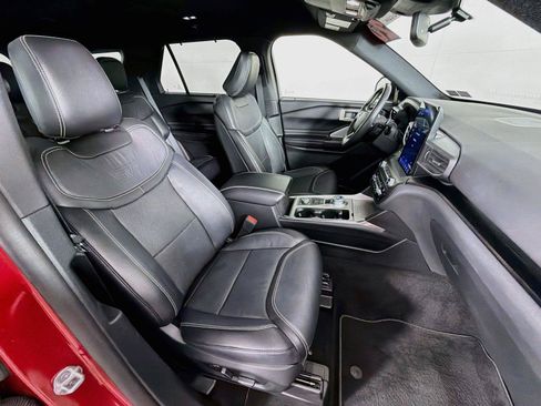Used 2020 Ford Explorer ST w/ ST Street Pack AWD/4WD image 31