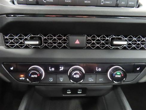 Used 2024 Honda Accord EX image 26