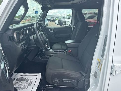 Used 2018 Jeep Wrangler Unlimited Sport S AWD/4WD image 10
