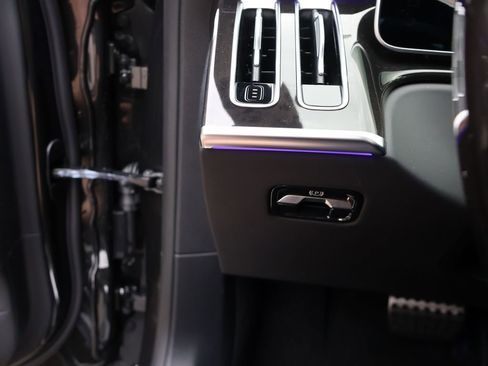 New 2026 Mercedes-Benz S 580 4MATIC Sedan image 36