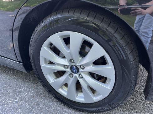 Used 2016 Subaru Legacy 2.5i Premium AWD/4WD image 13