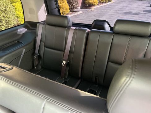 Used 2013 Chevrolet Tahoe LT image 26