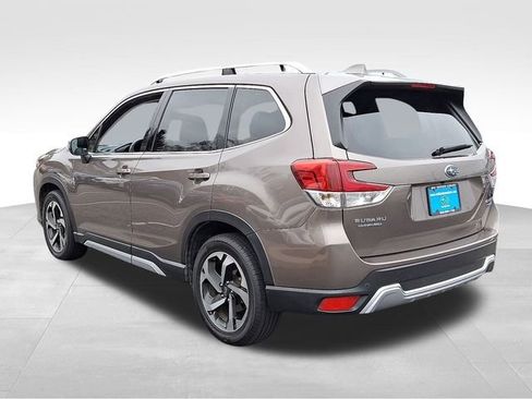 Used 2023 Subaru Forester Touring image 4