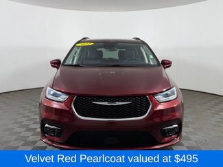 Used 2022 Chrysler Pacifica Touring-L FWD video 2