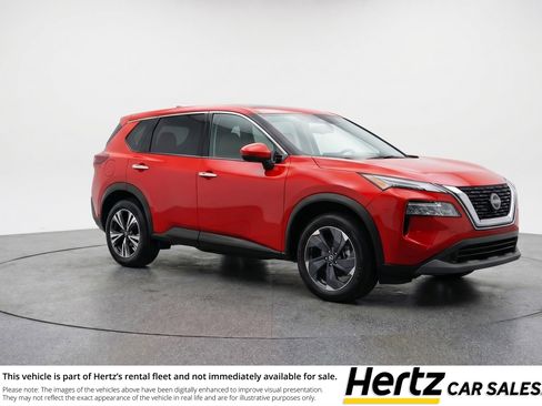 Used 2025 Nissan Rogue SV AWD/4WD image 1