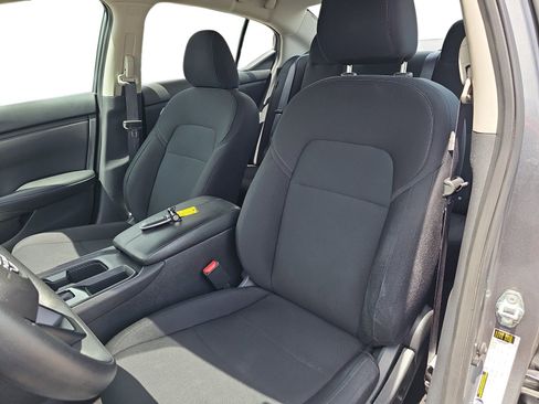 Used 2024 Nissan Sentra S FWD image 12