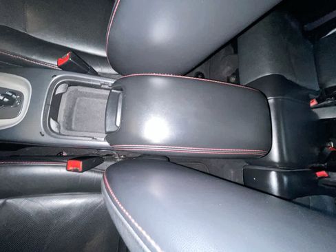 Used 2019 Dodge Journey GT image 20