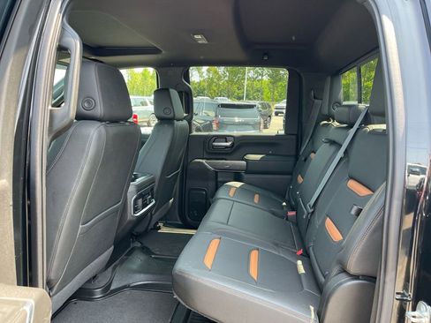 Used 2022 GMC Sierra 2500 AT4 w/ AT4 Premium Plus Package image 13