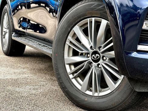 Used 2024 INFINITI QX80 Luxe image 2