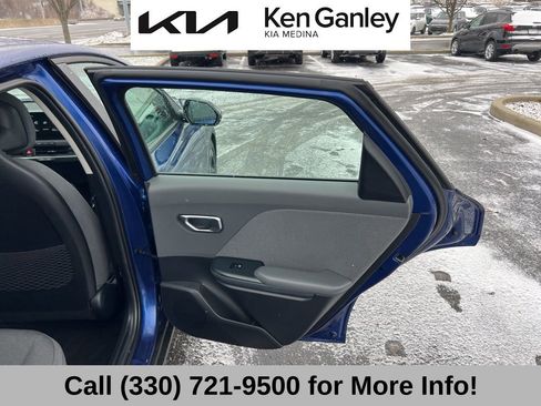 Used 2025 Kia K4 EX image 54