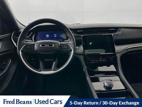 Certified 2023 Jeep Grand Cherokee L Laredo AWD/4WD image 23