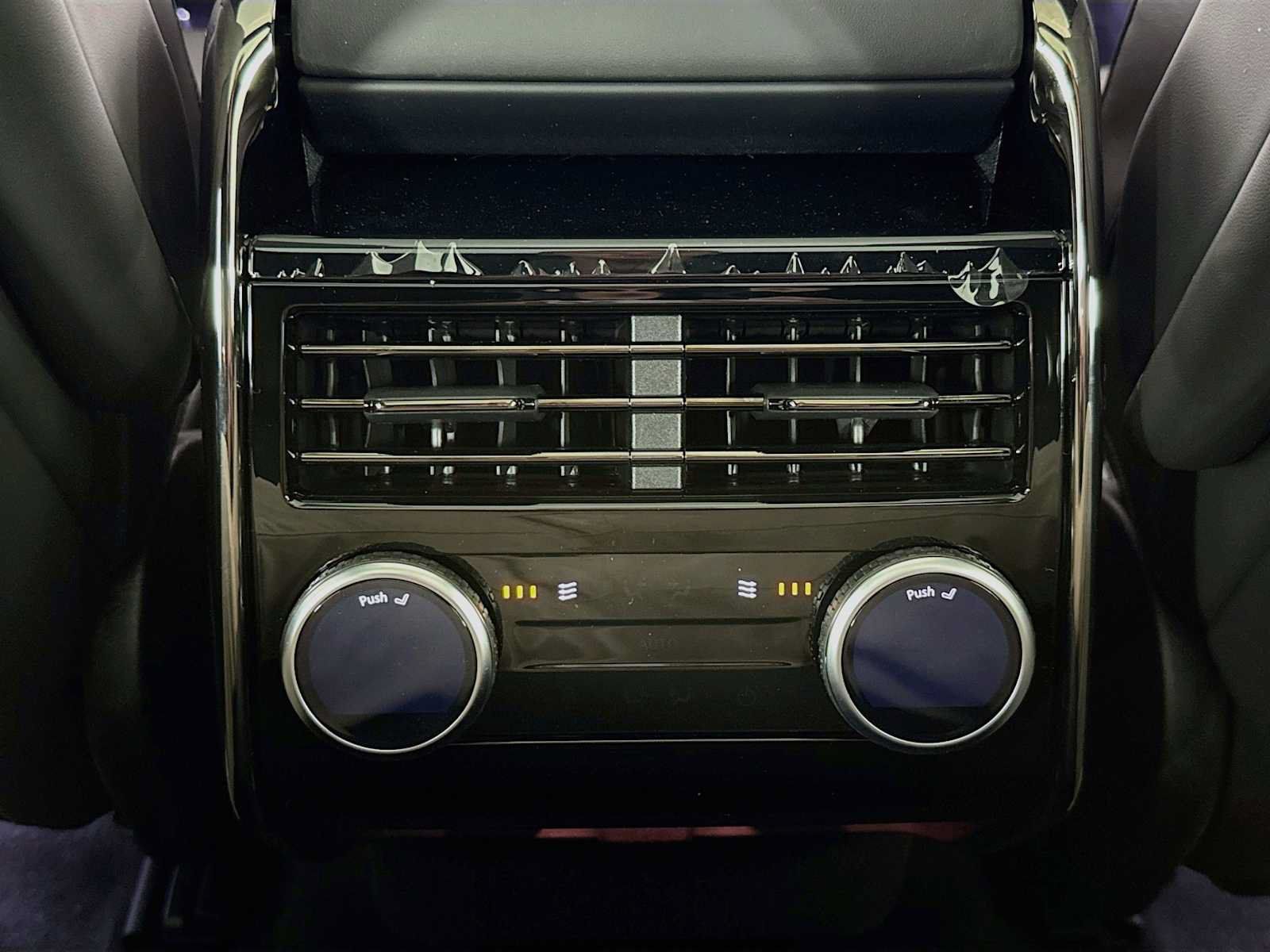 New 2026 Land Rover Range Rover Sport Dynamic SE AWD/4WD image 24