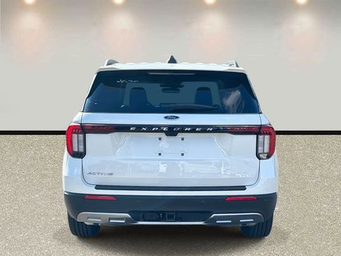 New 2025 Ford Explorer Active w/ Active Comfort Package image 6