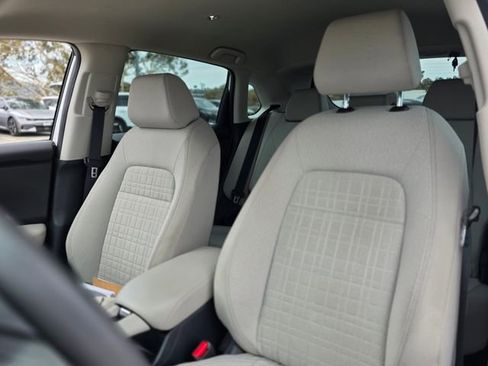 Used 2025 Honda HR-V LX image 14