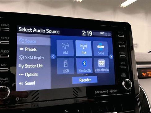 Used 2020 Toyota Corolla SE w/ SE Premium Package image 34