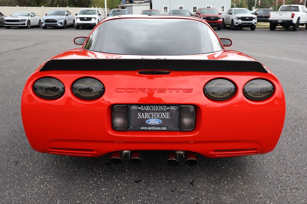 Used 2001 Chevrolet Corvette Coupe RWD image 15
