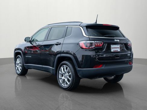 Used 2023 Jeep Compass Latitude image 5